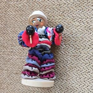 Island Papa Vintage Collectible Souvenir Doll - EUC